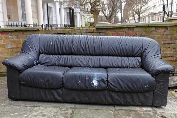 What to expect from junk removal glendora companies