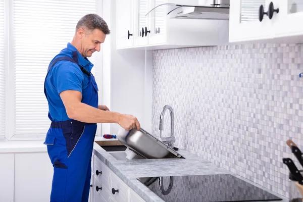 Why Plumbing Remodeling Is Essential for Older Homes